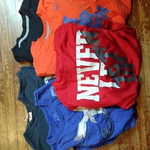 3  boys Nike shirts